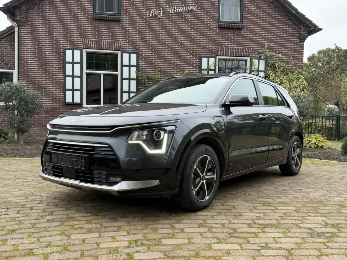 1.6 GDi PHEV DynamicLine