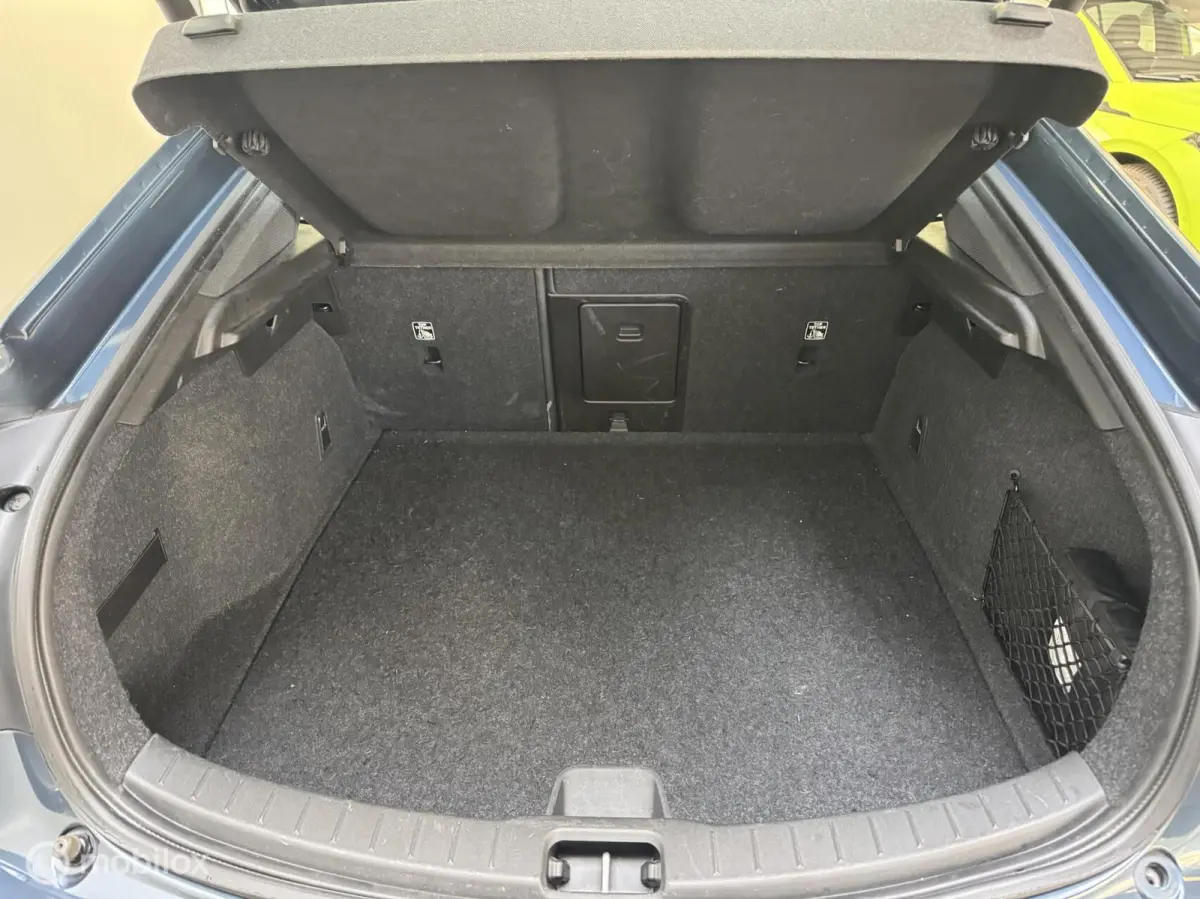 Long Range Single Motor 78 kWh Zeer netjes