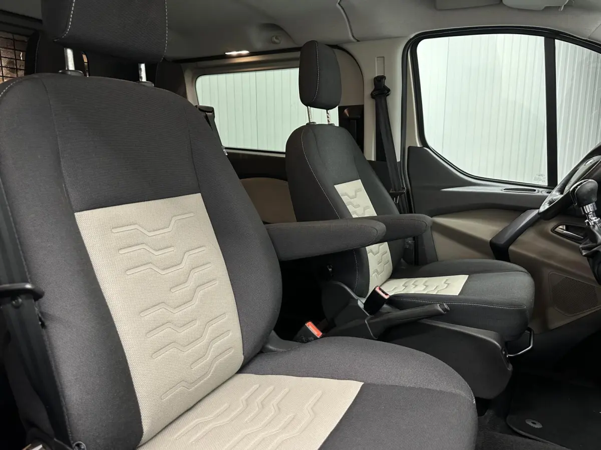 290 2.0 TDCI L1H1 Ambiente DC MARGE AIRCO NAVI TREKHAAK CRUISE LM.