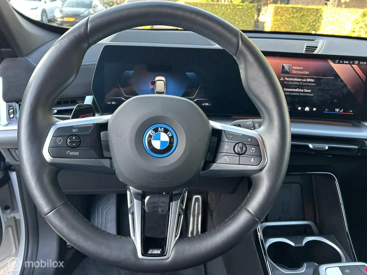 eDrive20 67 kWh M Sport Edition / BTW!!