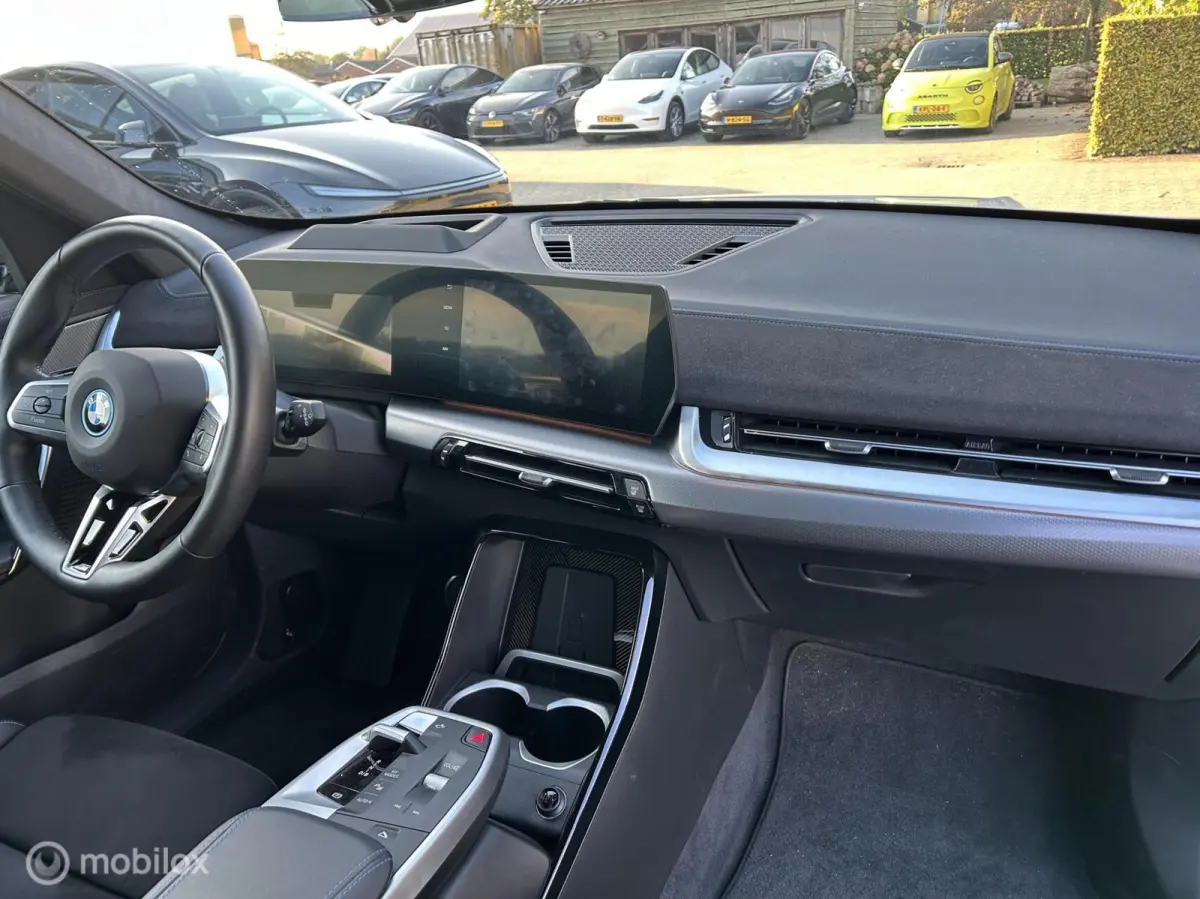 eDrive20 67 kWh M Sport Edition / BTW!!