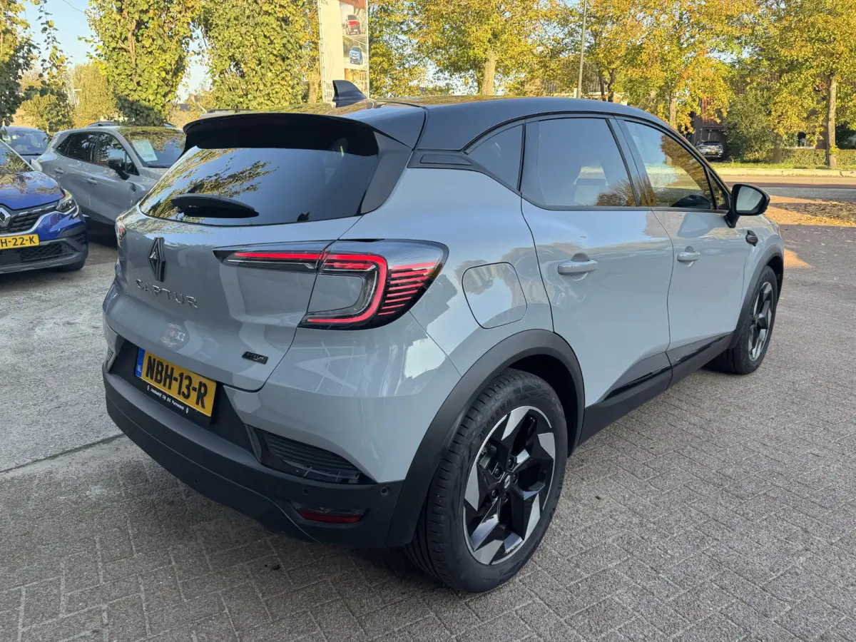 1.8 E-Tech full hybrid 160 techno