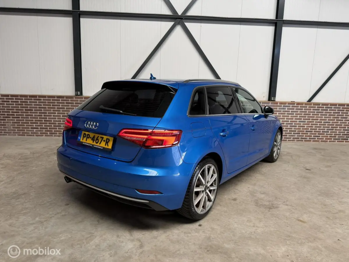 1.0 TFSI Sport Lease Edition Virtual