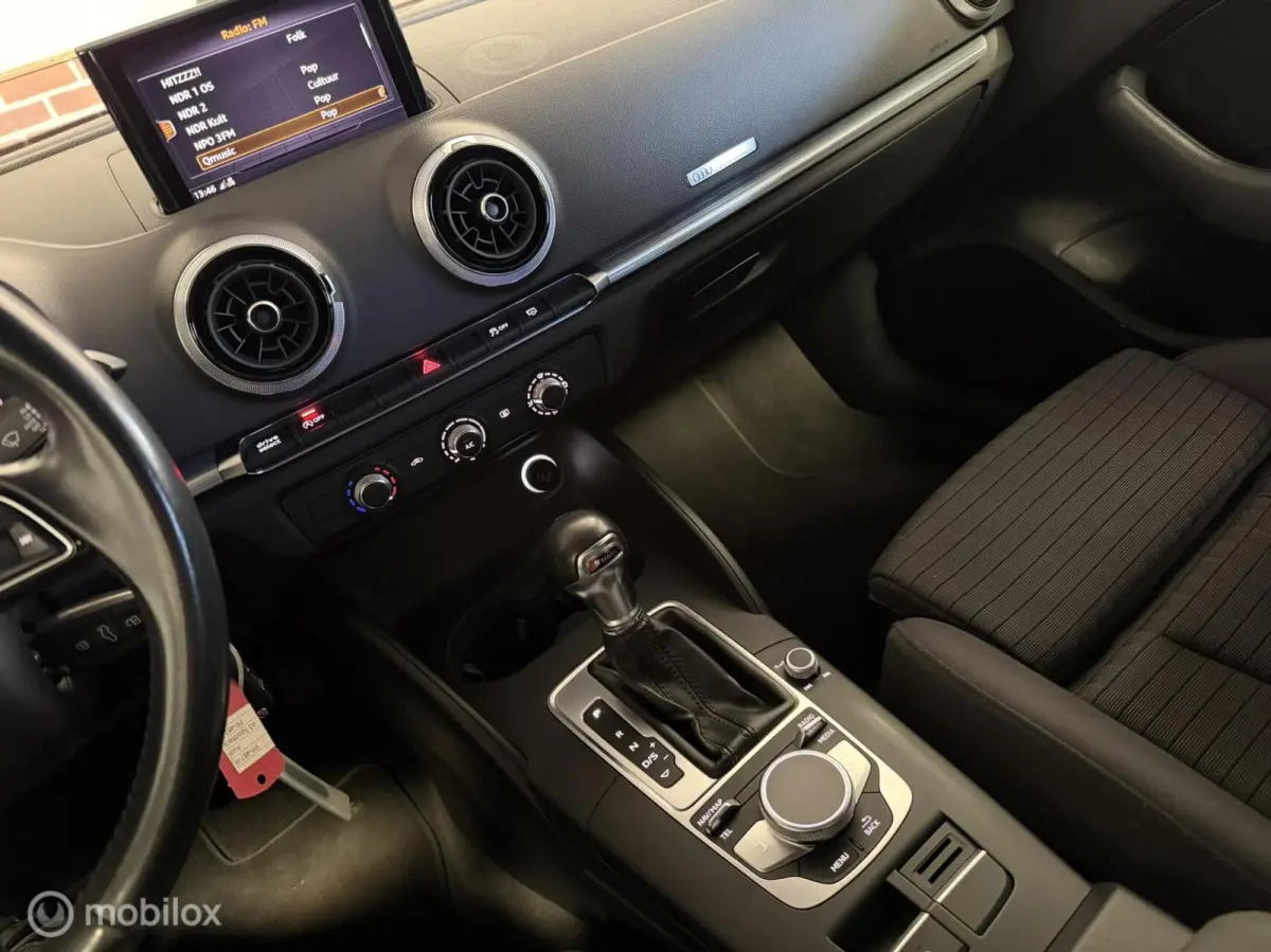 1.0 TFSI Sport Lease Edition Virtual