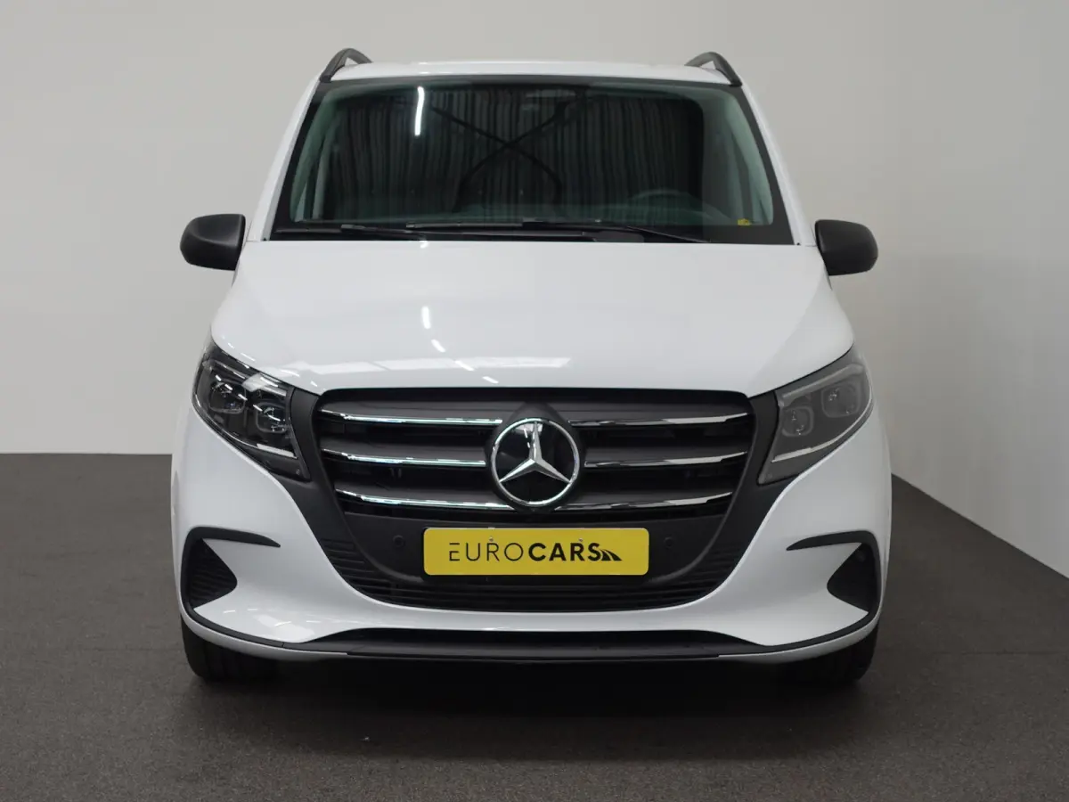 114 CDI L2 Select Automaat Achterklep 17" Lm velgen Parkeercamera 3 Zits Dakrails LED verlichting Trekhaak
