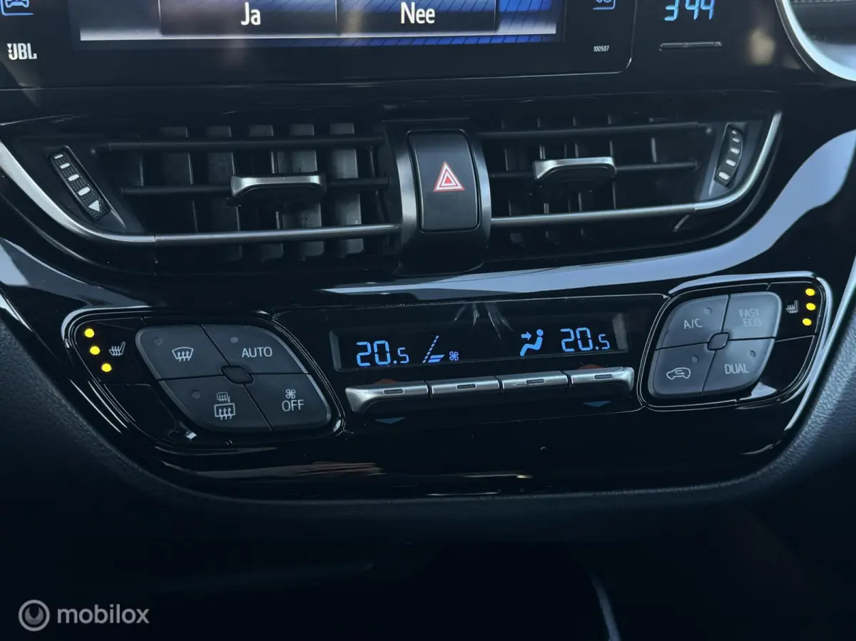 1.8 Hybrid Style Ultimate|Camera Keyless LED JBL