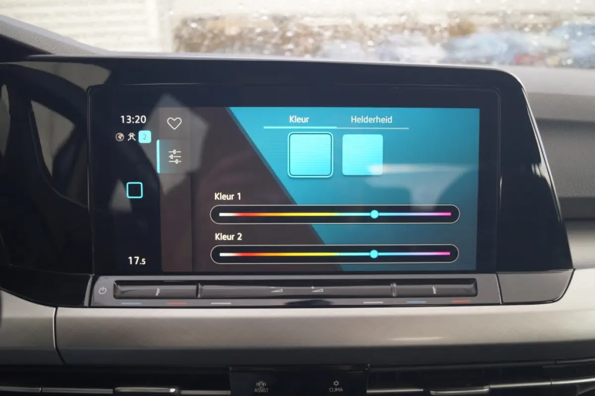 1.0 TSI 110pk Life -ECC-PDC-CARPLAY-ACC-