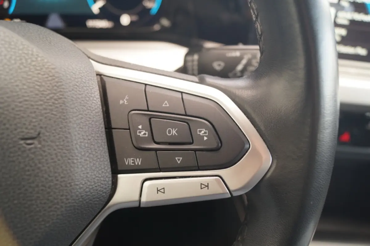 1.0 TSI 110pk Life -ECC-PDC-CARPLAY-ACC-
