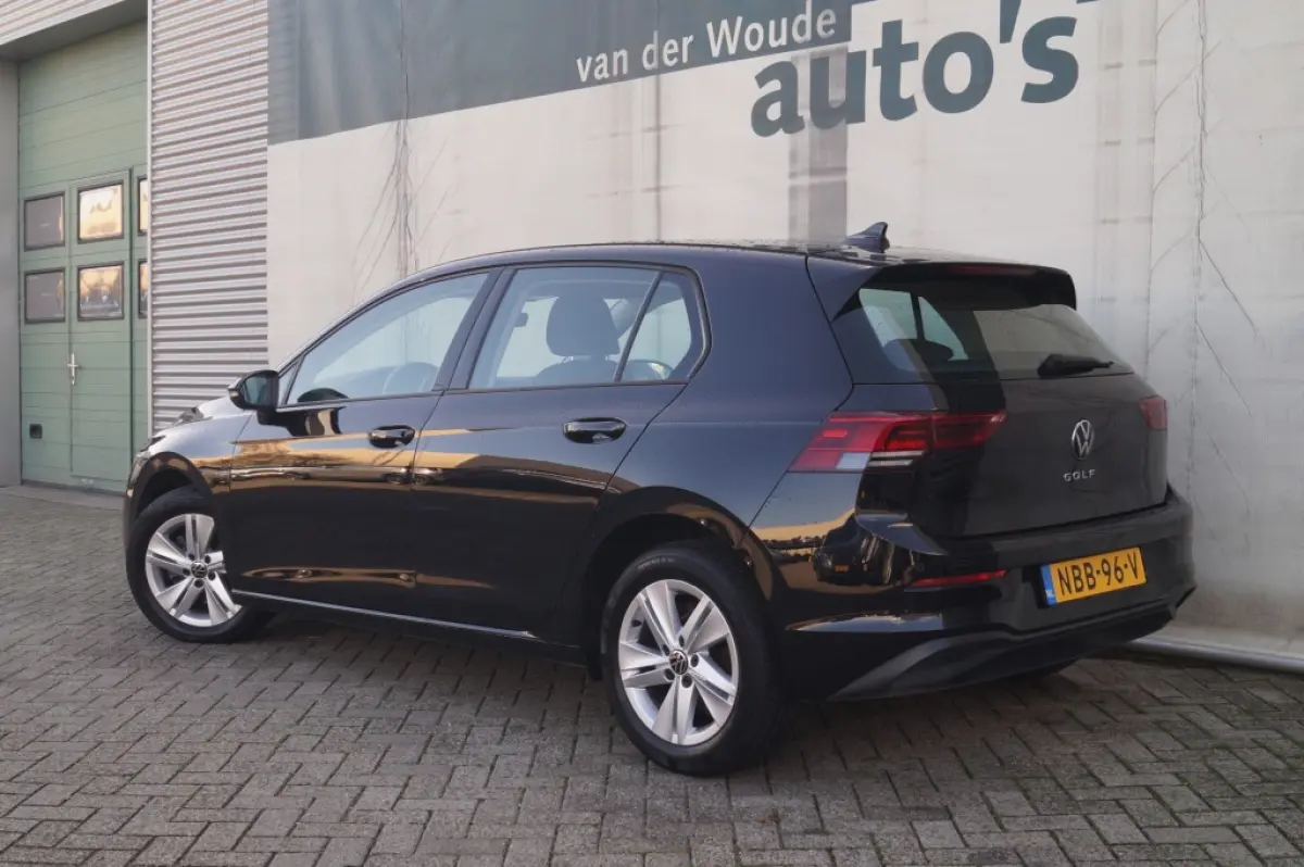 1.0 TSI 110pk Life -ECC-PDC-CARPLAY-ACC-