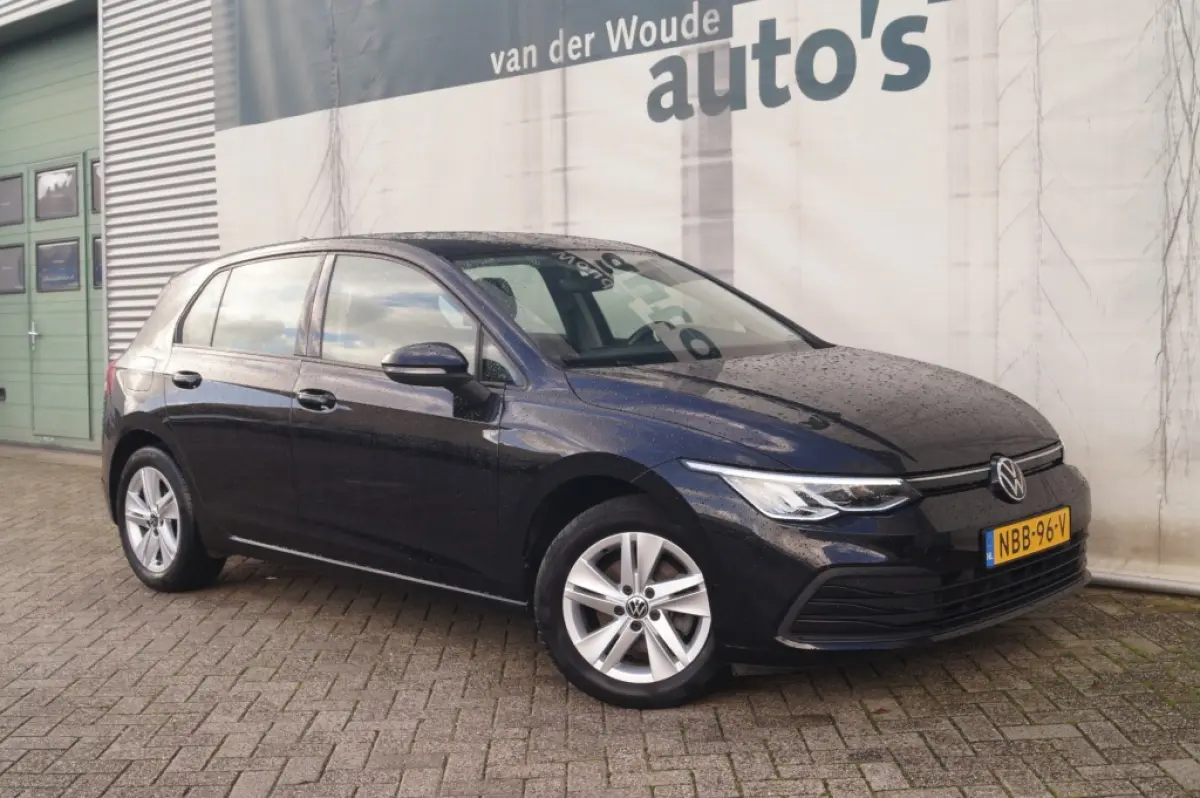 1.0 TSI 110pk Life -ECC-PDC-CARPLAY-ACC-