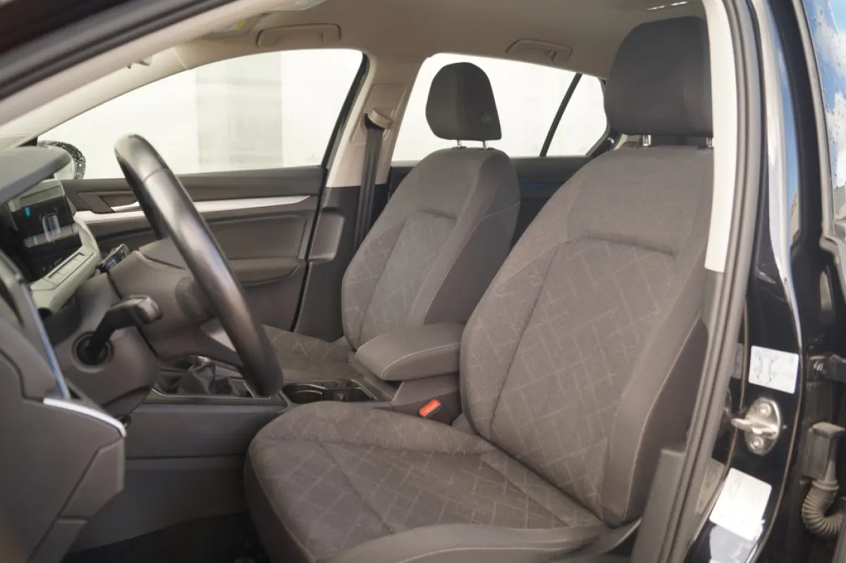 1.0 TSI 110pk Life -ECC-PDC-CARPLAY-ACC-