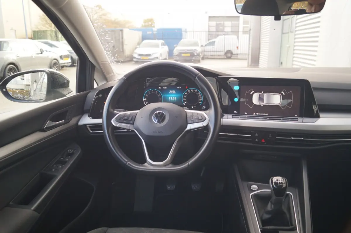 1.0 TSI 110pk Life -ECC-PDC-CARPLAY-ACC-