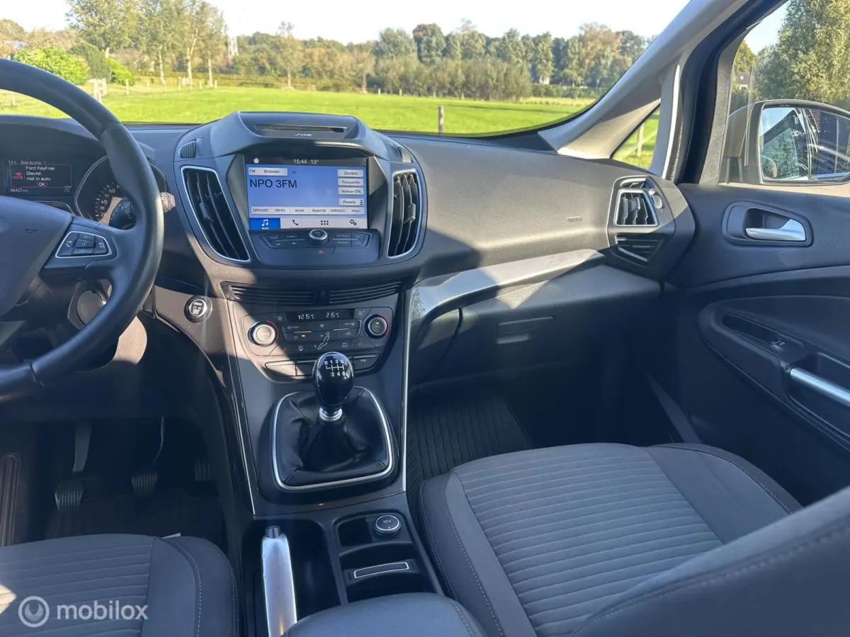 1.0 Titanium Trekhaak Keyless Cruise Carplay✅