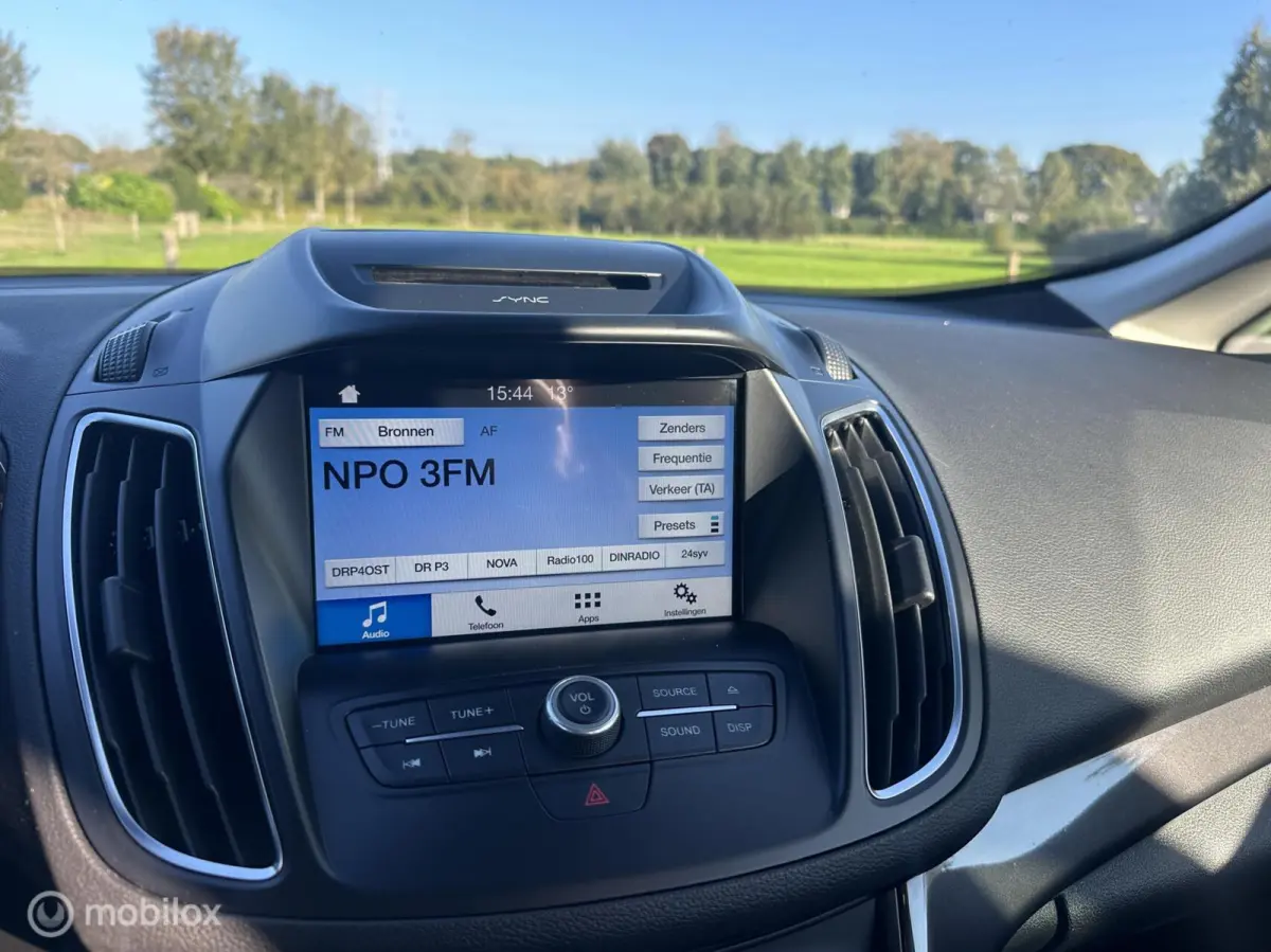 1.0 Titanium Trekhaak Keyless Cruise Carplay✅