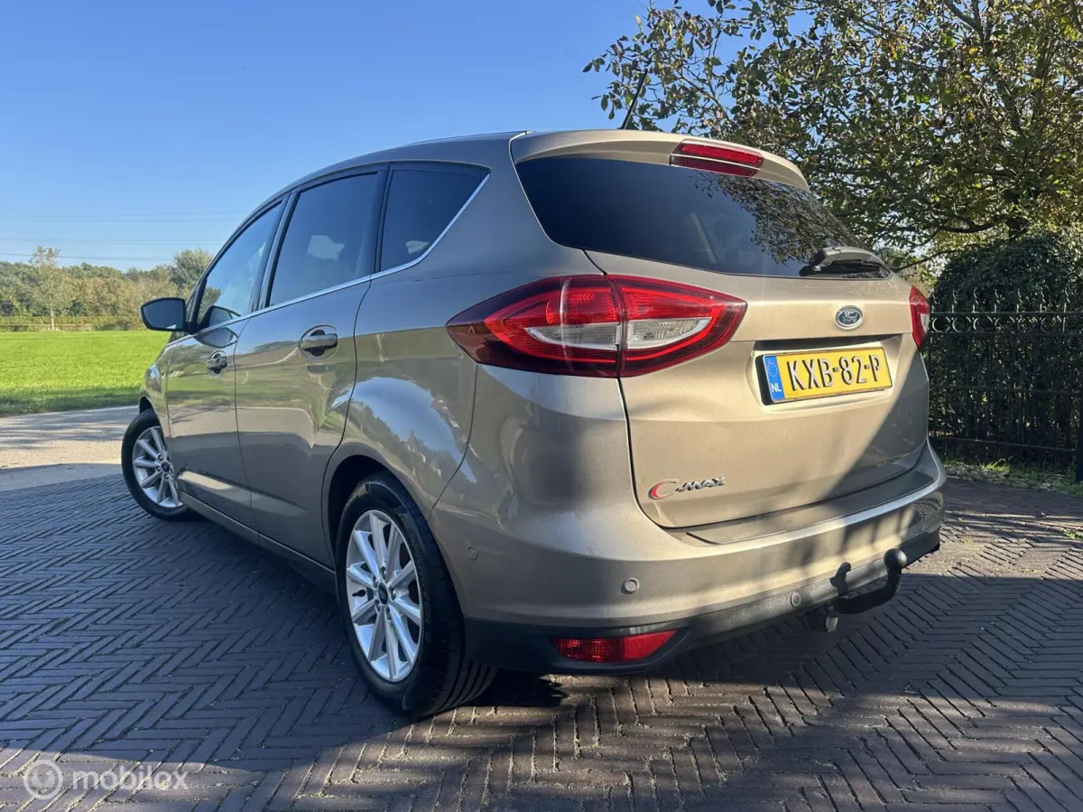1.0 Titanium Trekhaak Keyless Cruise Carplay✅
