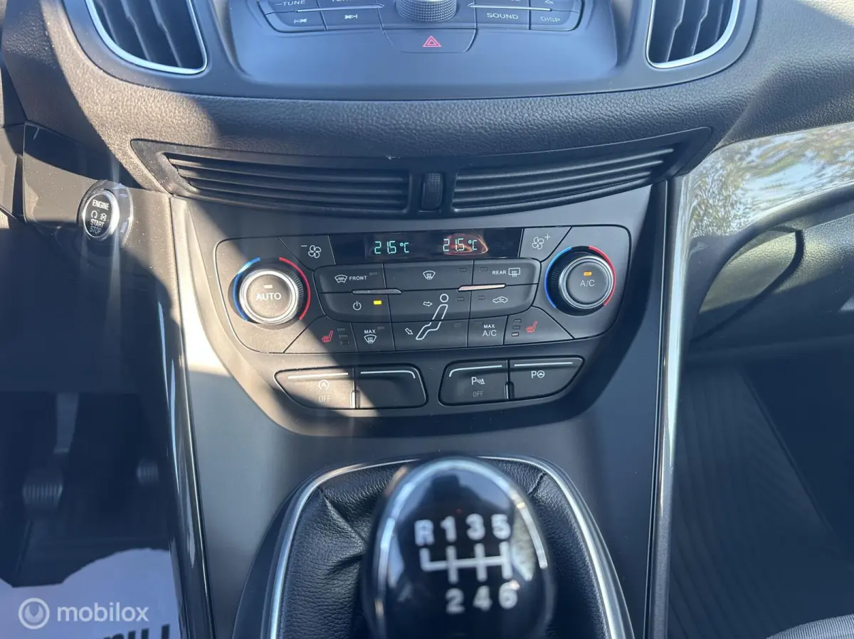 1.0 Titanium Trekhaak Keyless Cruise Carplay✅