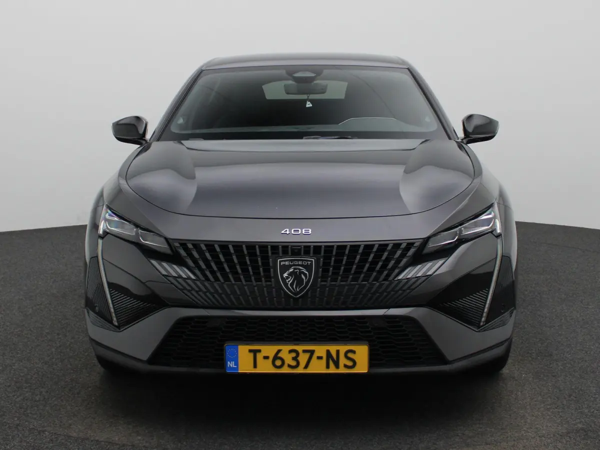 1.2 PureTech GT 130 EAT8 | APPLE/ANDROID CARPLAY| LED VERLICHTING | LICHTMETALEN VELGEN 19 " | 12 MAANDEN BOVAG GARANTIE |