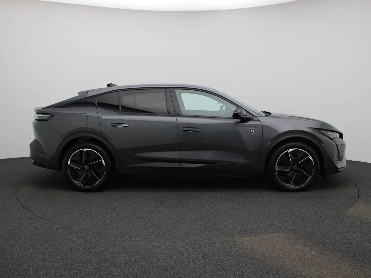 1.2 PureTech GT 130 EAT8 | APPLE/ANDROID CARPLAY| LED VERLICHTING | LICHTMETALEN VELGEN 19 " | 12 MAANDEN BOVAG GARANTIE |
