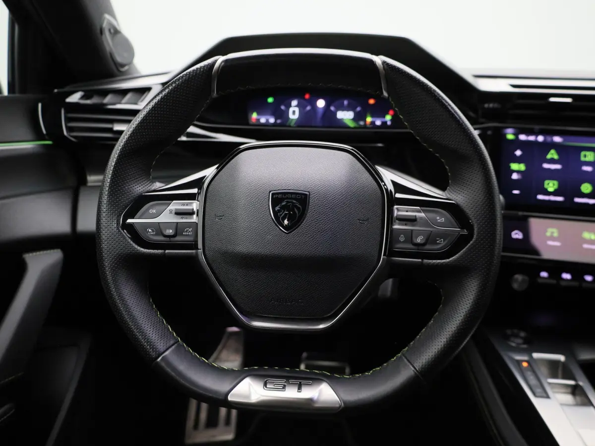 1.2 PureTech GT 130 EAT8 | APPLE/ANDROID CARPLAY| LED VERLICHTING | LICHTMETALEN VELGEN 19 " | 12 MAANDEN BOVAG GARANTIE |