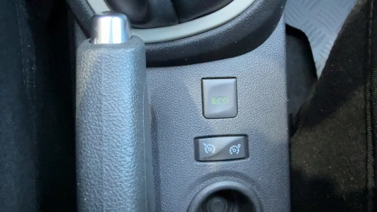 0.9 TCe Limited | Stoelverwarming | Cruise Control | Navigatie | Airco | 12 Maanden Bovag Garantie