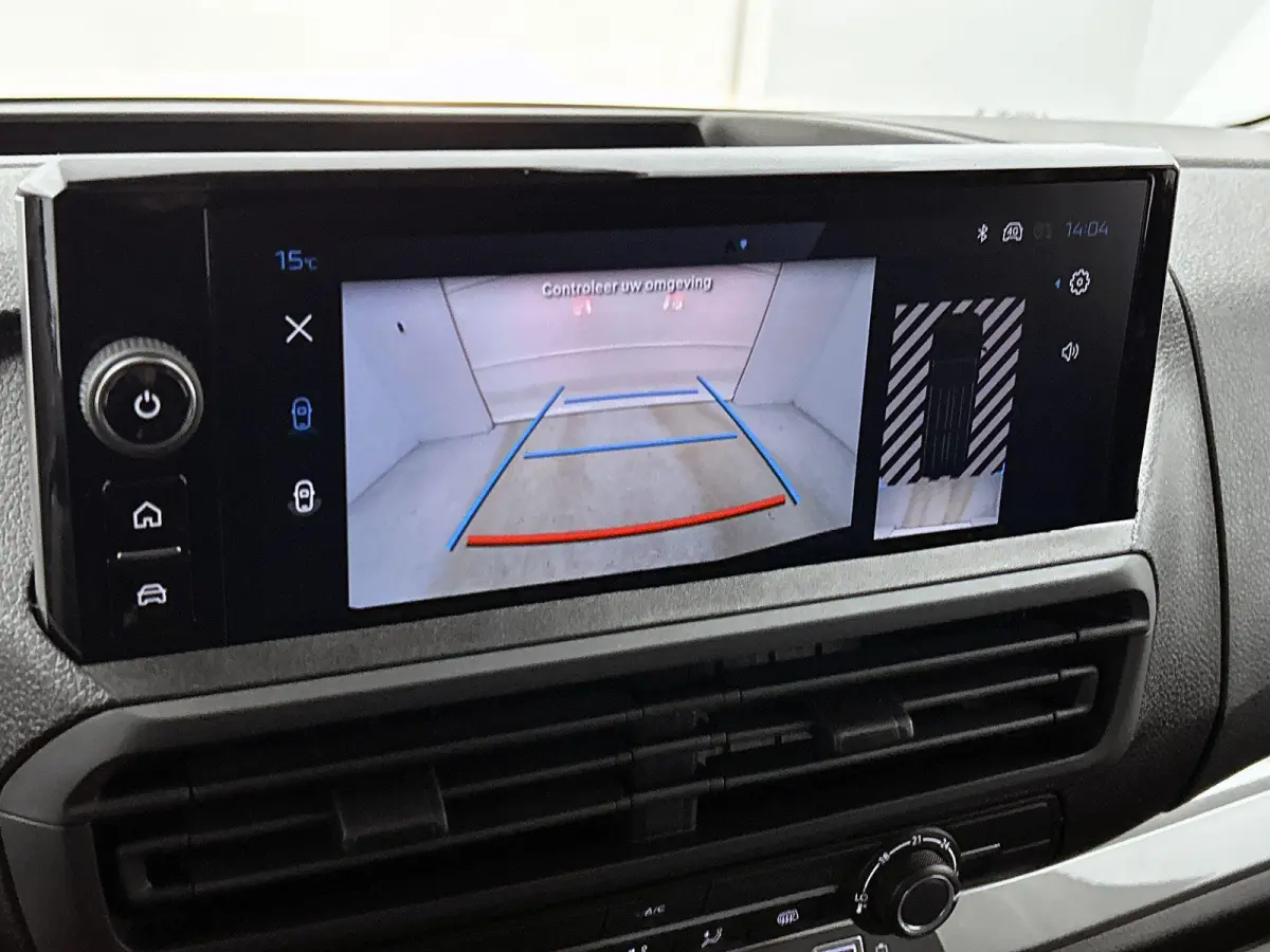 136pk EV L3 75 kWh Automaat | Tot 8 Jaar Garantie | 3 Fase | Apple Carplay/Android Auto | Houten Afwerking | Camera | Cruise Control | Parkeersensoren | Dodehoekdetectie |