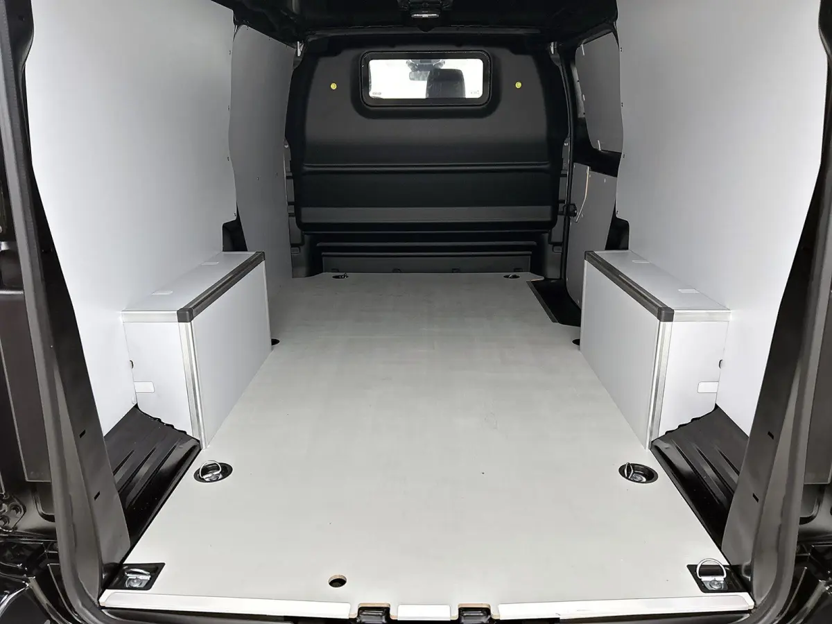 136pk EV L3 75 kWh Automaat | Tot 8 Jaar Garantie | 3 Fase | Apple Carplay/Android Auto | Houten Afwerking | Camera | Cruise Control | Parkeersensoren | Dodehoekdetectie |