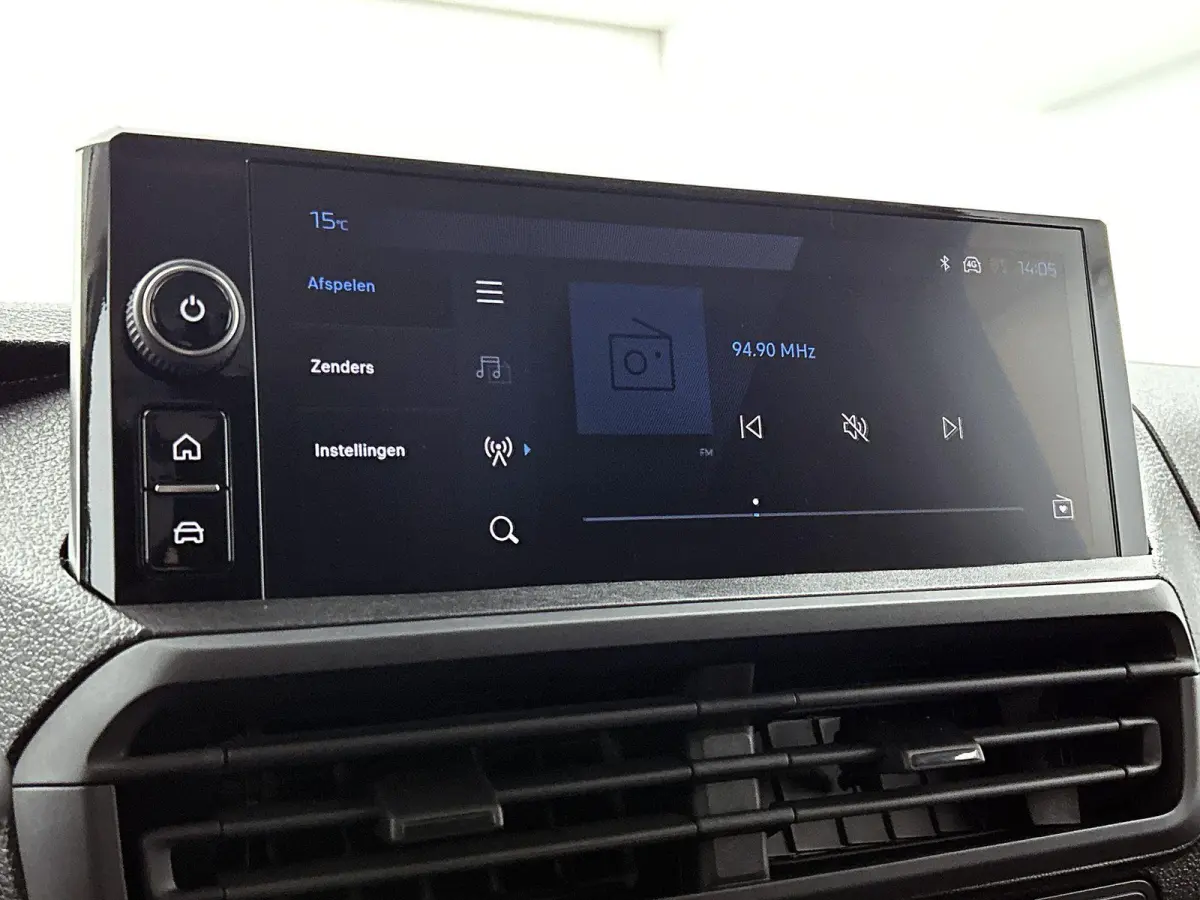 136pk EV L3 75 kWh Automaat | Tot 8 Jaar Garantie | 3 Fase | Apple Carplay/Android Auto | Houten Afwerking | Camera | Cruise Control | Parkeersensoren | Dodehoekdetectie |