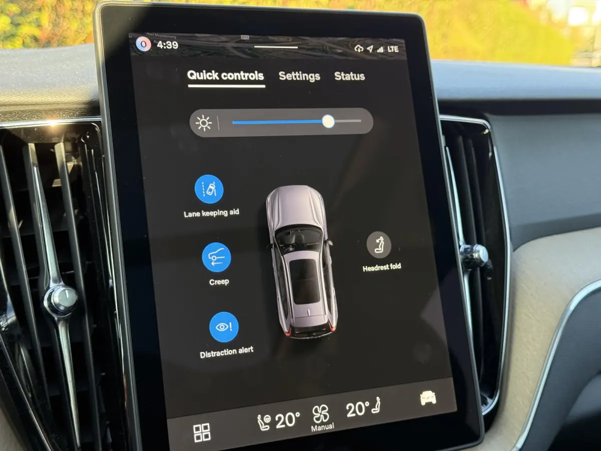 T6 Plug-in hybrid AWD Plus Dark | Trekhaak |