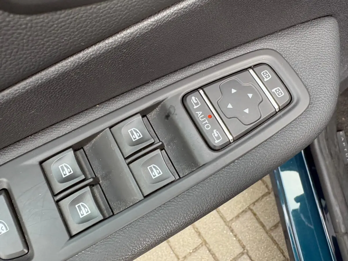 1.3 TCe 150PK Intens Automaat Trekhaak/Camera/Stoelverwarming/Parkeerhulp