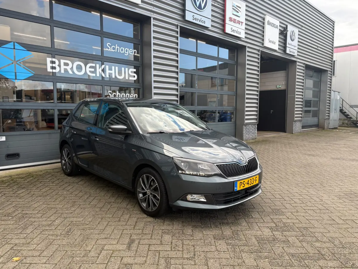 1.0 TSI 95 pk Drive | Trekhaak | Airco | Navigatie |