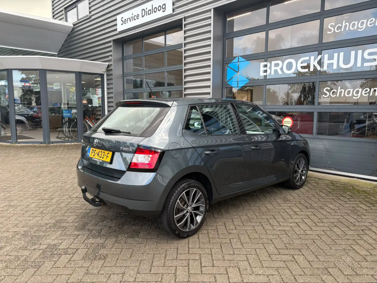 1.0 TSI 95 pk Drive | Trekhaak | Airco | Navigatie |
