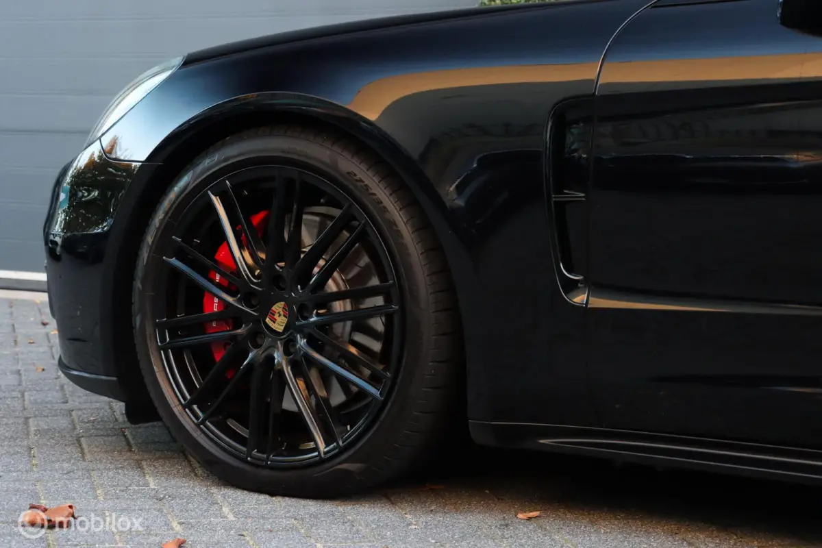 2.9 4 E-Hybrid|SportDesign|Chrono|pano|Bose|