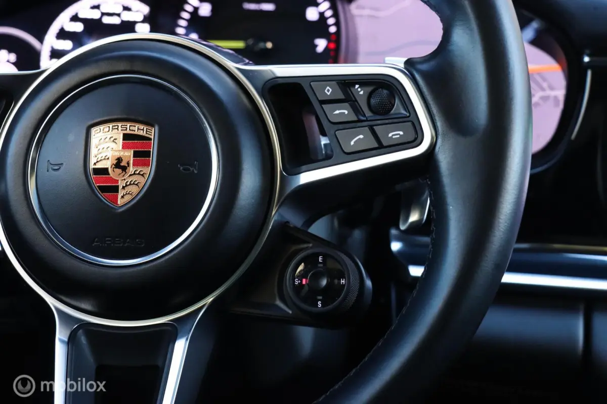 2.9 4 E-Hybrid|SportDesign|Chrono|pano|Bose|