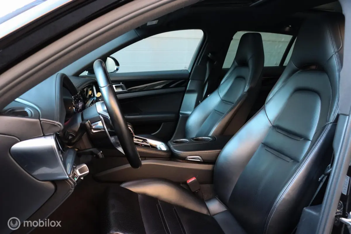 2.9 4 E-Hybrid|SportDesign|Chrono|pano|Bose|