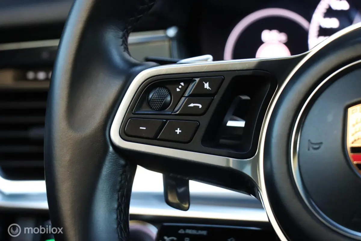 2.9 4 E-Hybrid|SportDesign|Chrono|pano|Bose|