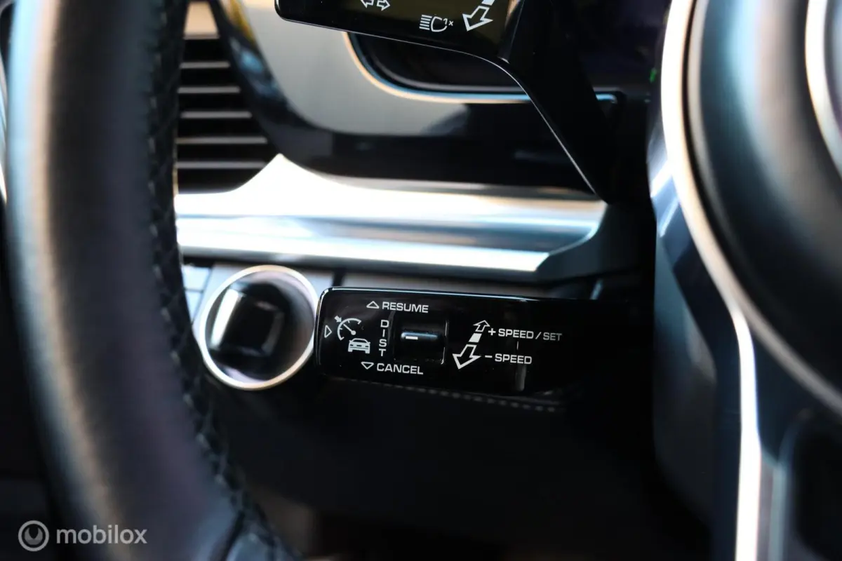 2.9 4 E-Hybrid|SportDesign|Chrono|pano|Bose|