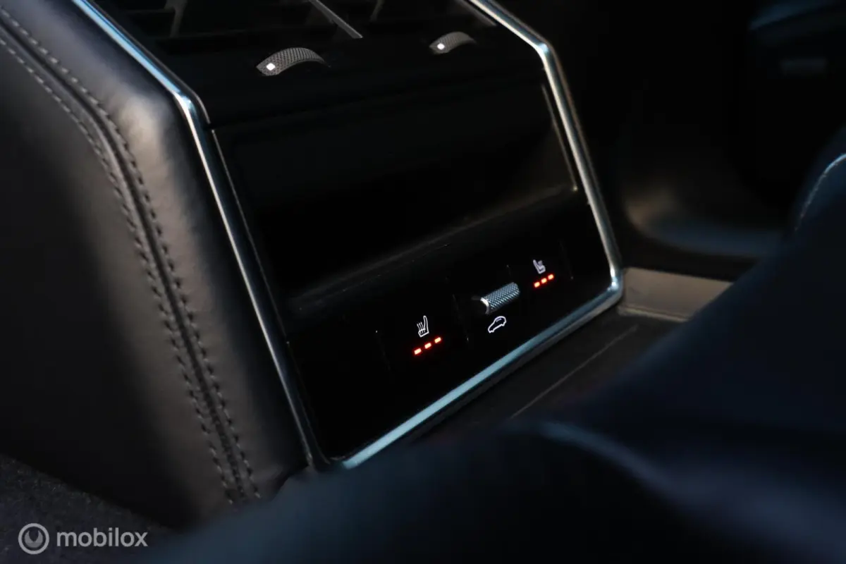 2.9 4 E-Hybrid|SportDesign|Chrono|pano|Bose|