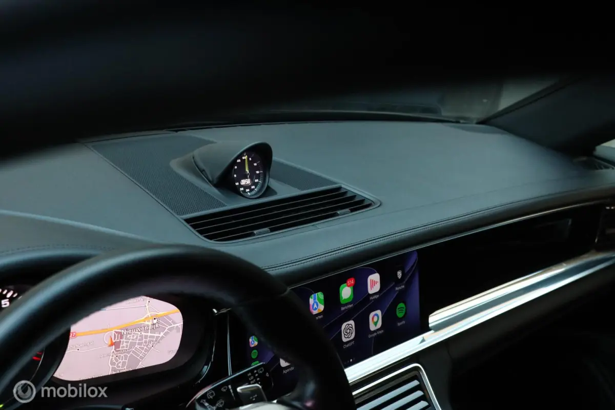 2.9 4 E-Hybrid|SportDesign|Chrono|pano|Bose|