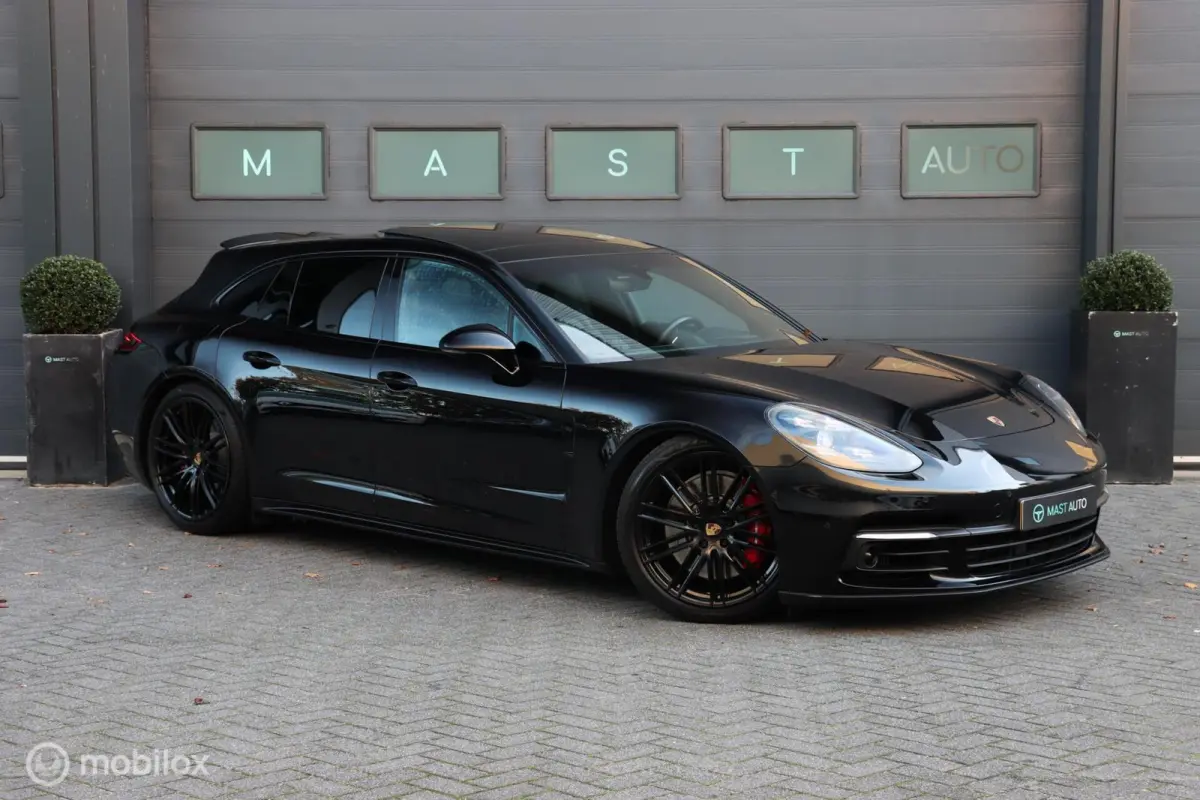 2.9 4 E-Hybrid|SportDesign|Chrono|pano|Bose|