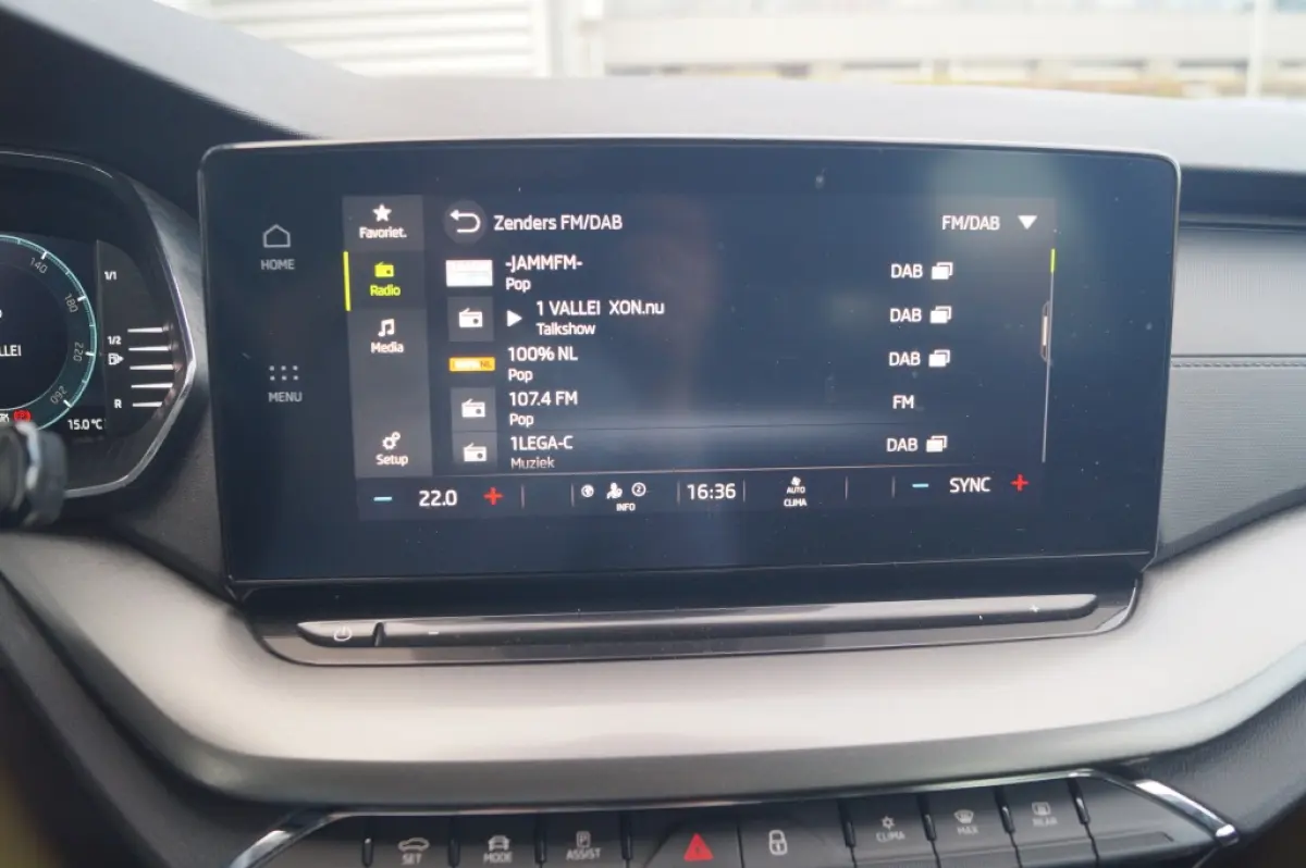 1.0 TSI 110pk Business Edition -NAVI-ECC-TREKHAAK-