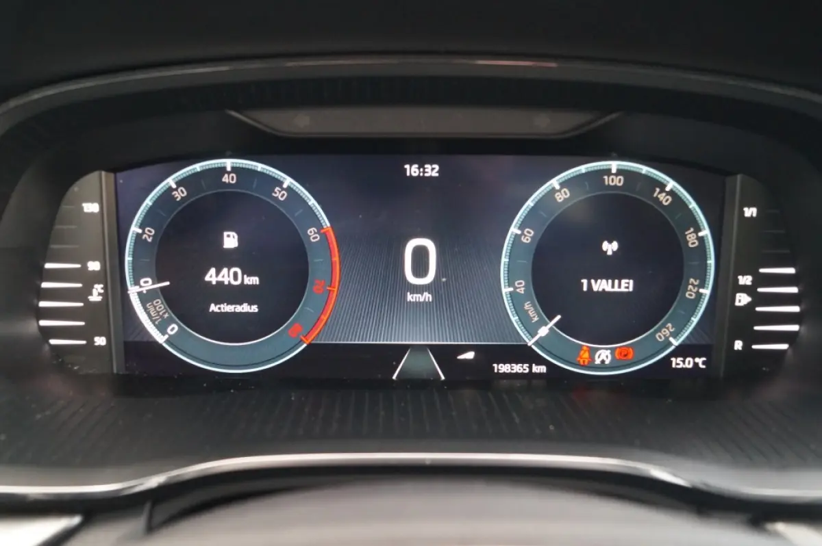 1.0 TSI 110pk Business Edition -NAVI-ECC-TREKHAAK-