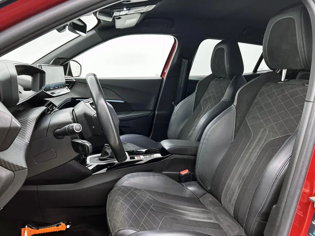 1.2 130pk GT Pack Automaat | 1ste Eigenaar | Trekhaak | Navigatie | Climate Control | Adaptieve Cruise Control | 18"LMV | LED | Dodehoekdetectie | Keyless Entry/Start |