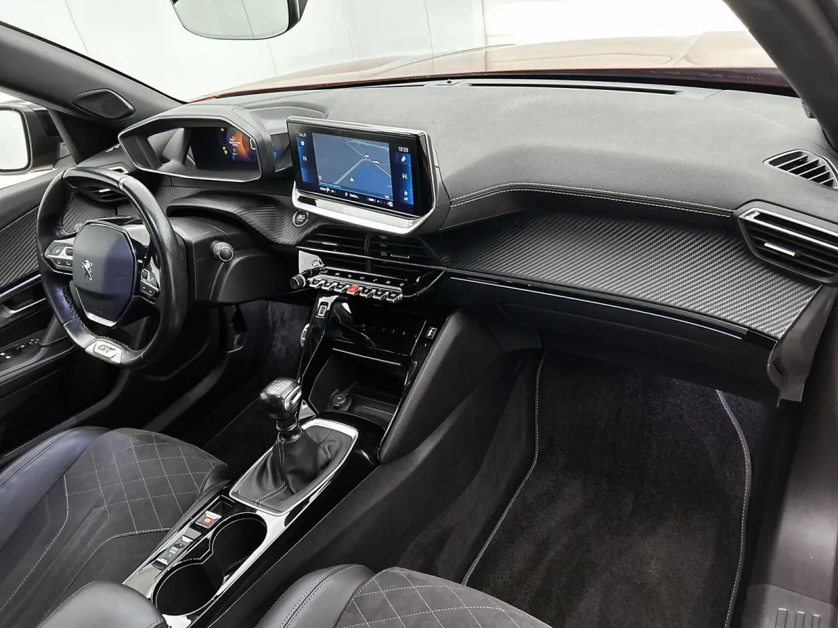1.2 130pk GT Pack Automaat | 1ste Eigenaar | Trekhaak | Navigatie | Climate Control | Adaptieve Cruise Control | 18"LMV | LED | Dodehoekdetectie | Keyless Entry/Start |