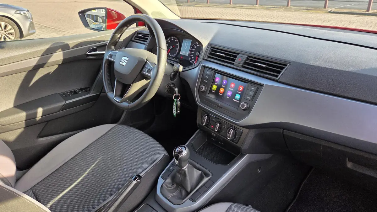 1.0 TSI Style Carplay / Cruise Control / Climate Control / 16inch LM / NAP