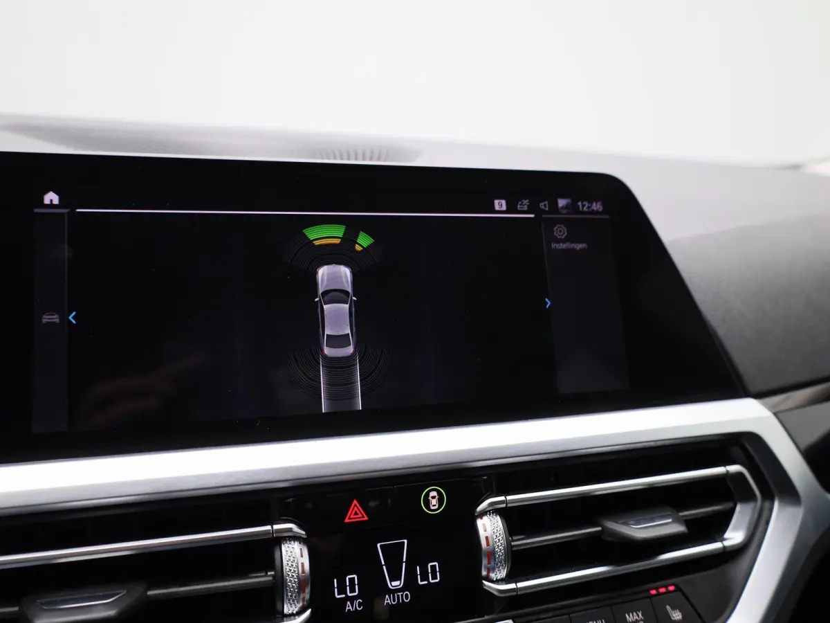 330e High Executive | Automaat | Apple Carplay / Android Auto | Cruise Control | Stoelverwarming | Lederen Bekleding |