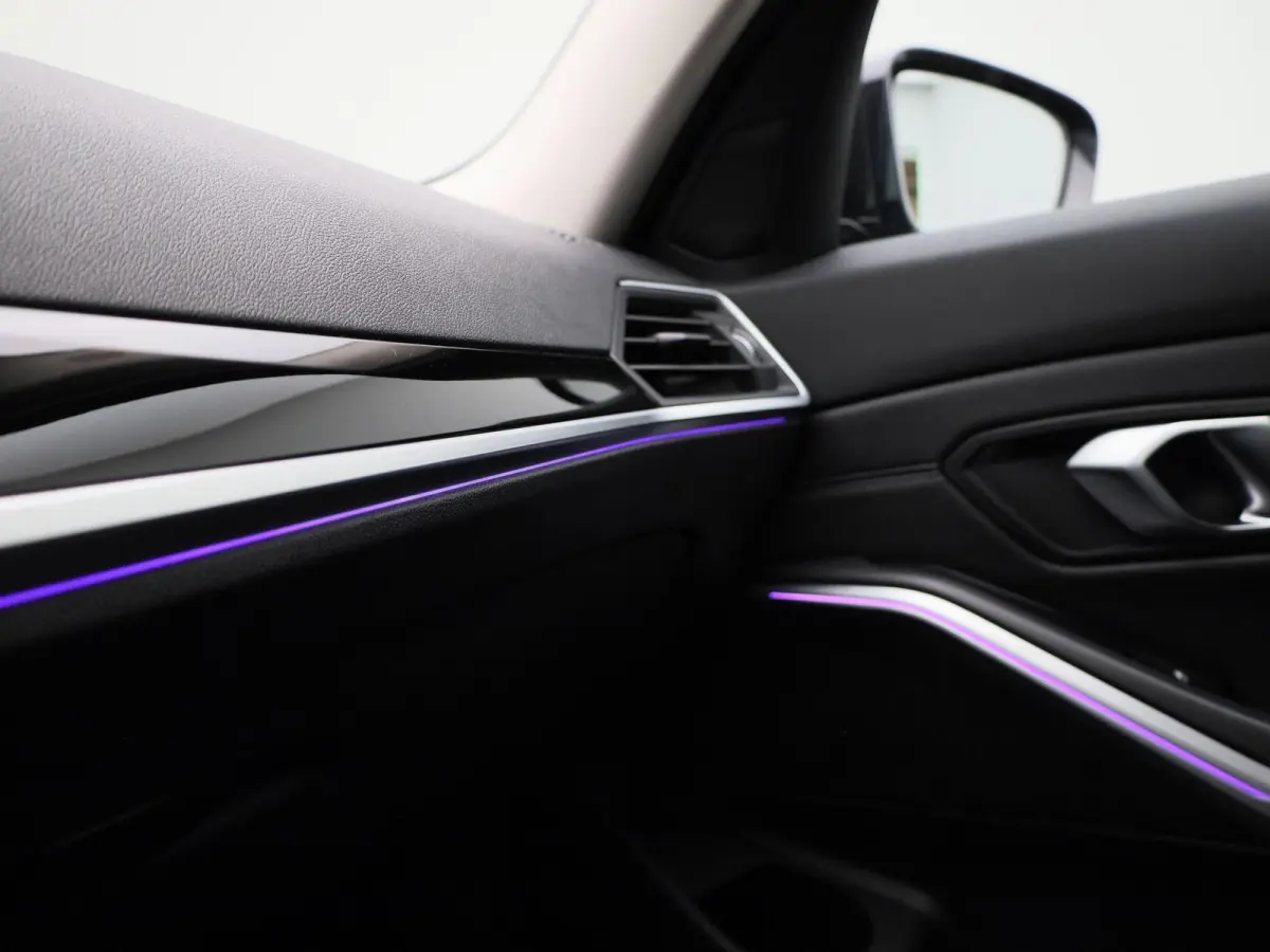 330e High Executive | Automaat | Apple Carplay / Android Auto | Cruise Control | Stoelverwarming | Lederen Bekleding |