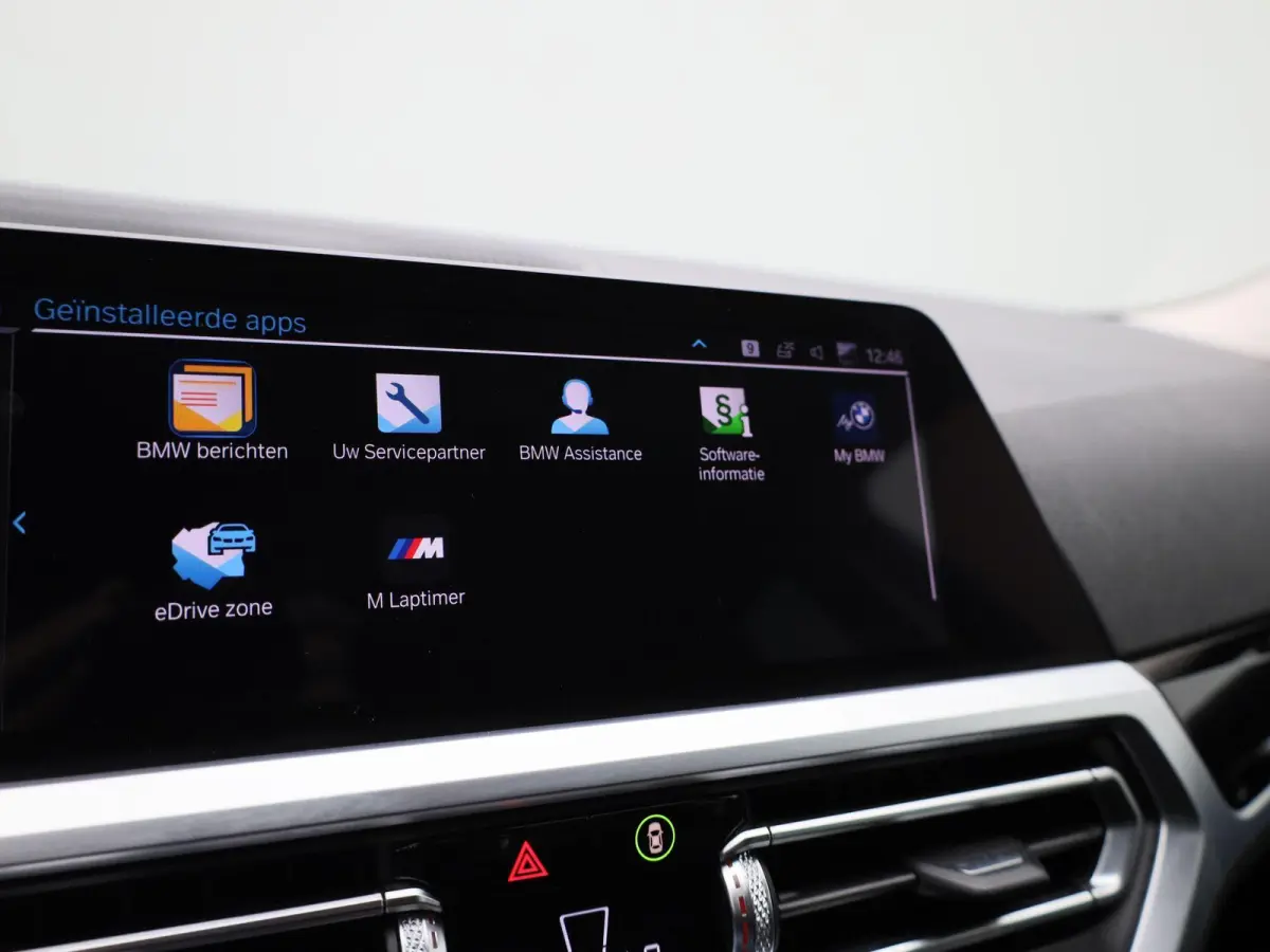 330e High Executive | Automaat | Apple Carplay / Android Auto | Cruise Control | Stoelverwarming | Lederen Bekleding |