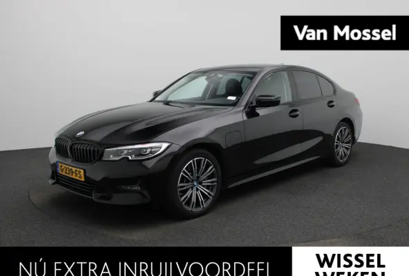 330e High Executive | Automaat | Apple Carplay / Android Auto | Cruise Control | Stoelverwarming | Lederen Bekleding |