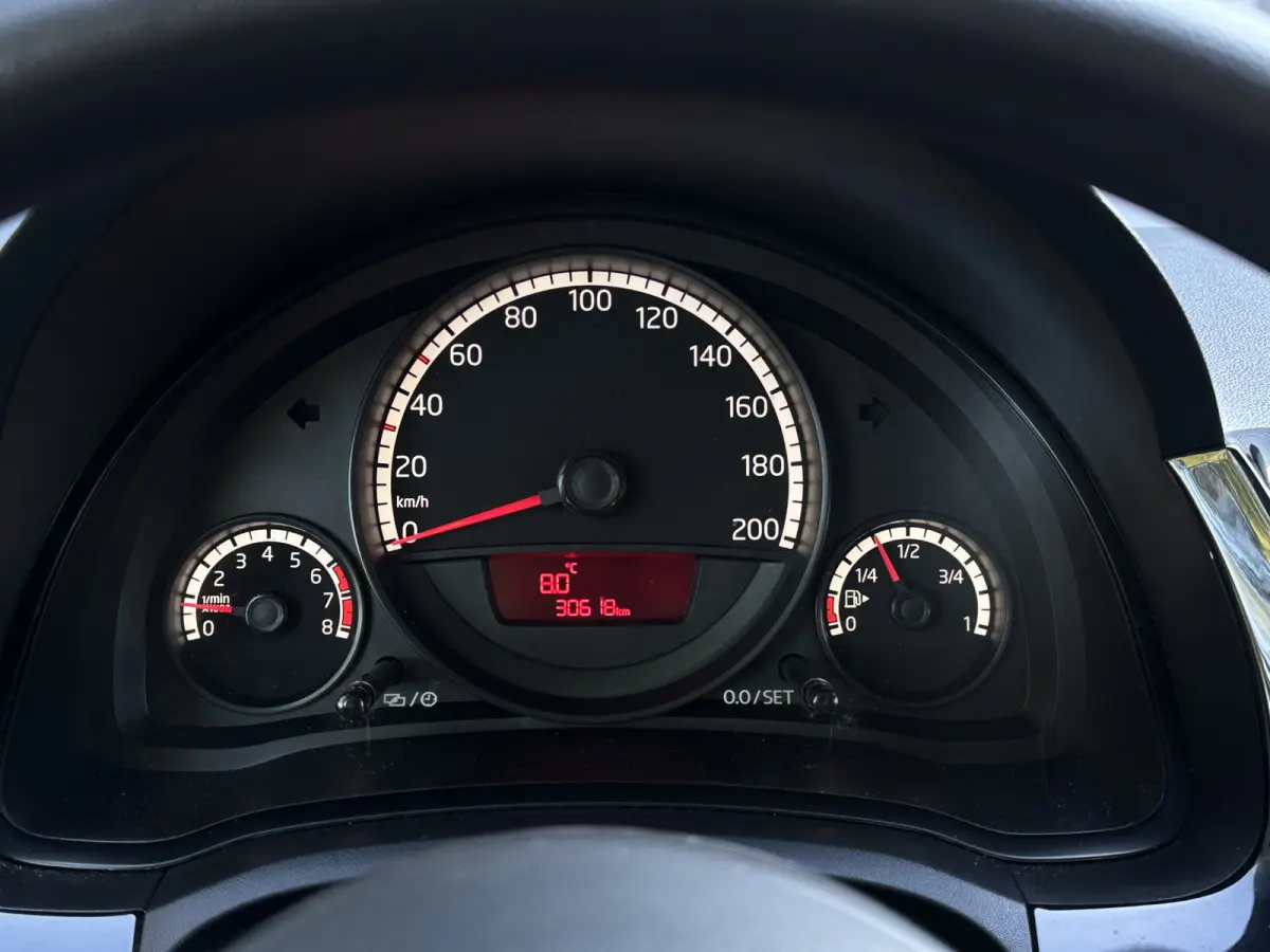 Up! 1.0 Move up! BlueMotion NAP, Airco, Navigatiesysteem