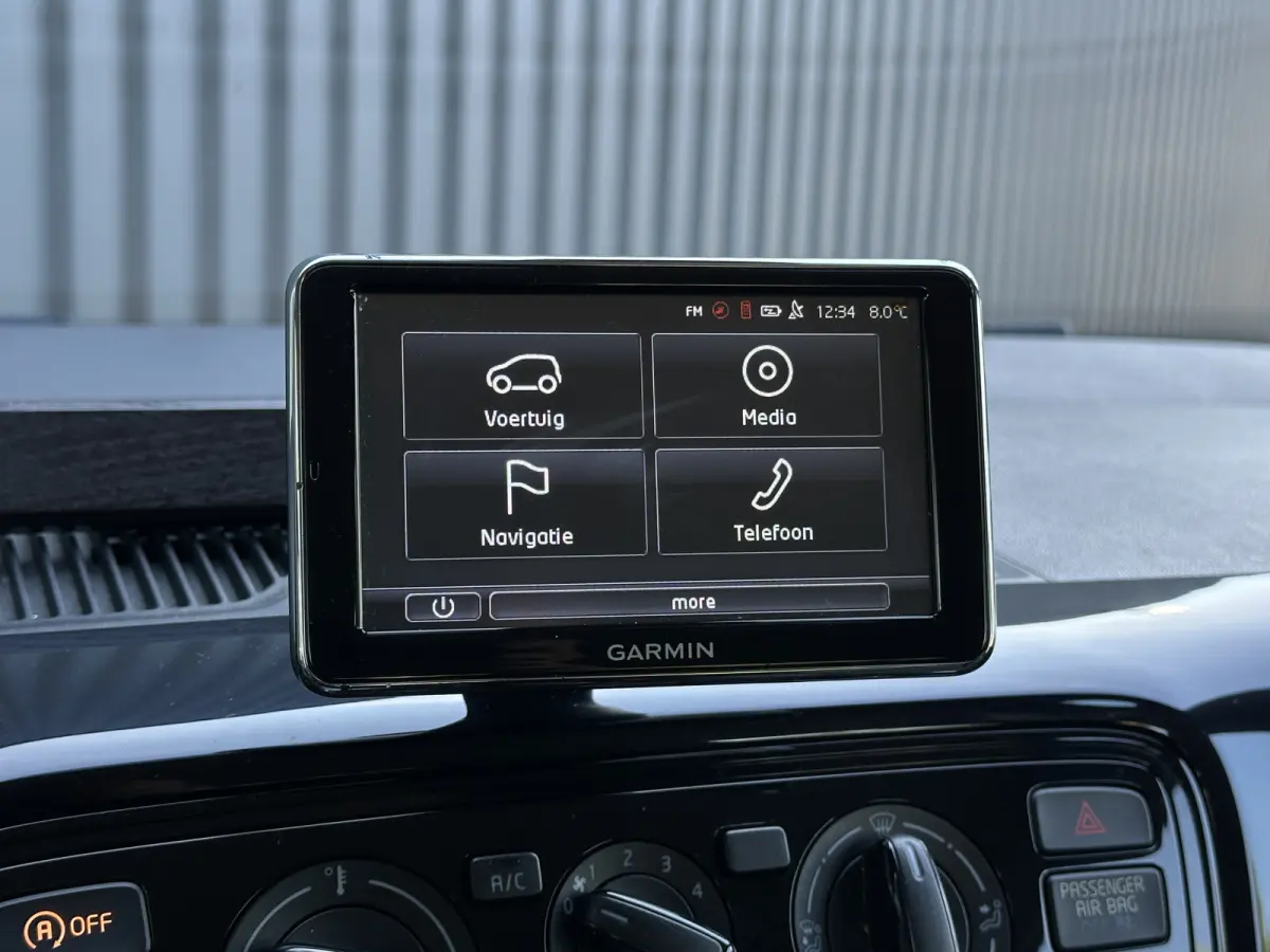 Up! 1.0 Move up! BlueMotion NAP, Airco, Navigatiesysteem